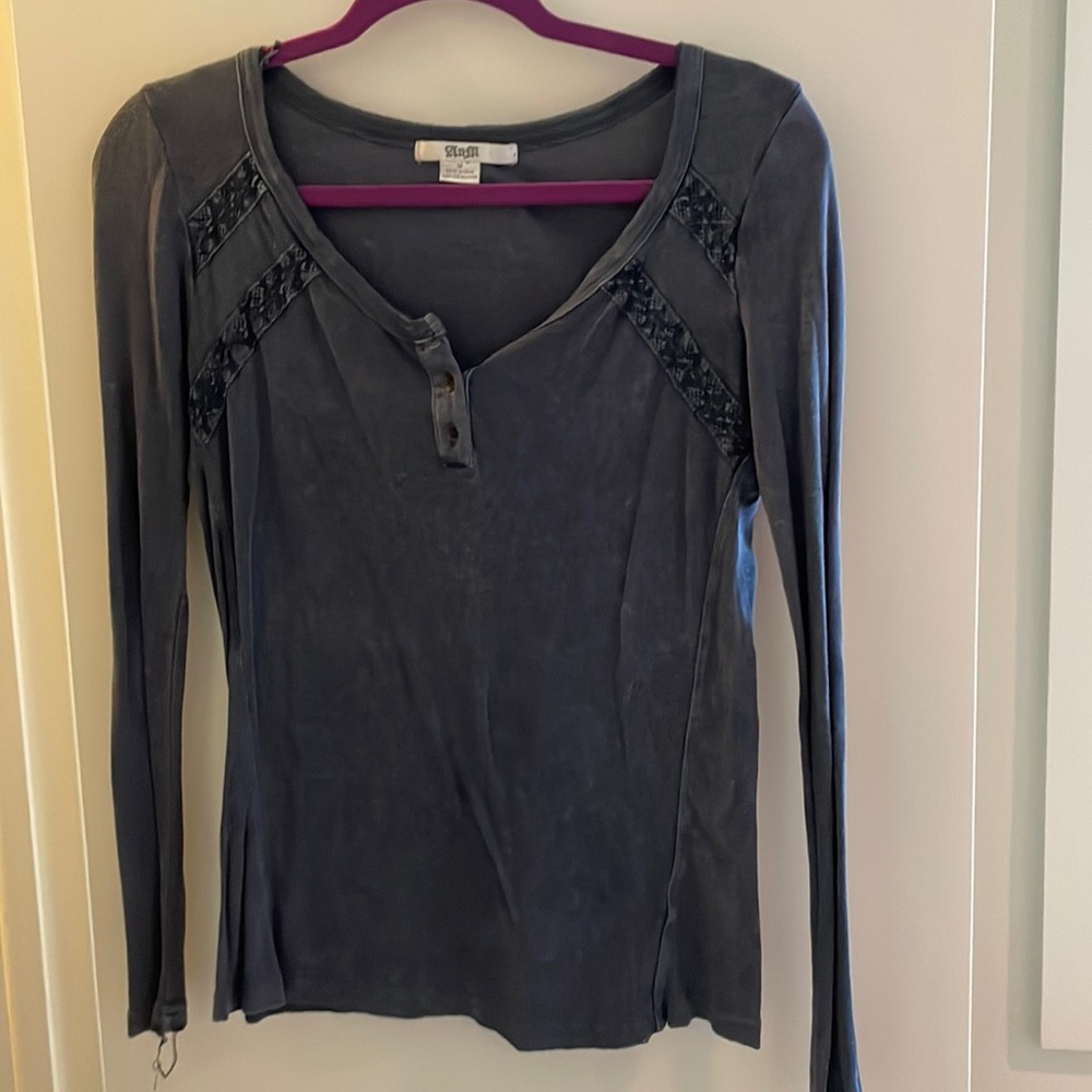 AnM Long Sleeve